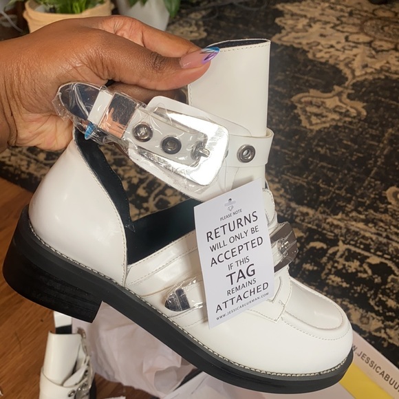 Jessica Buurman - Picture 8 of 9